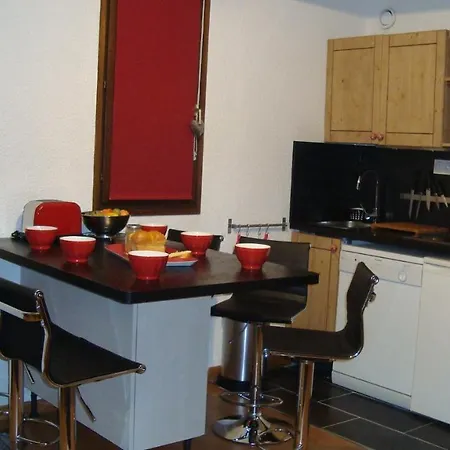 2 Bedrooms 6 Persons Next Slopes Apartment